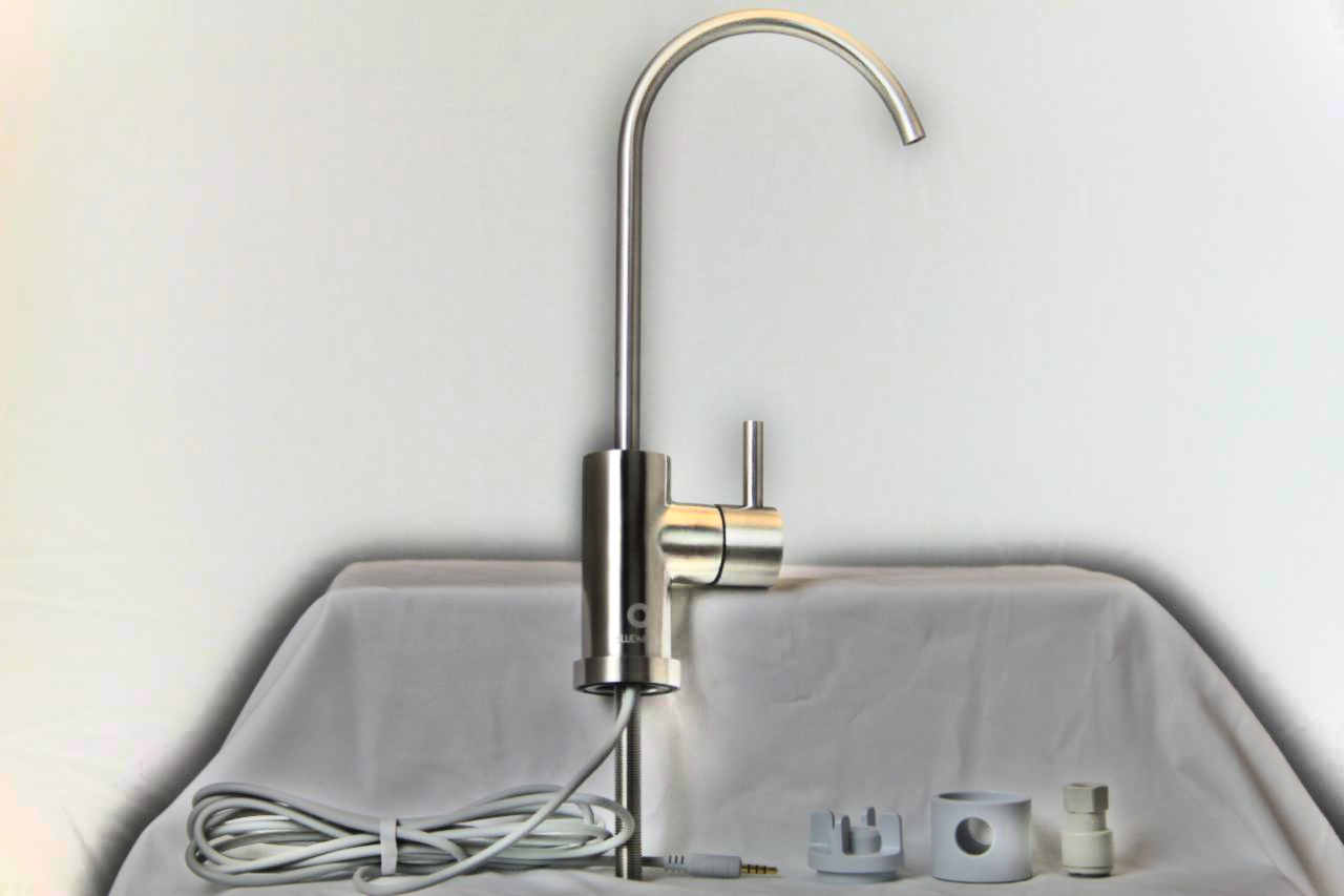 Bluewater - Grifo con led para osmosis SPIRIT 300